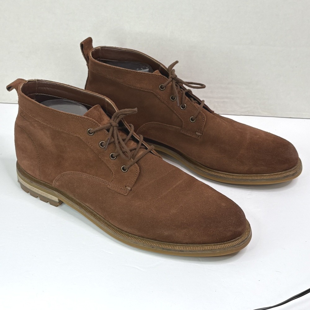 Clarks Brown Suede Lace Up Chukka Desert Boots Mens 11.5 Rugged Classic Academia